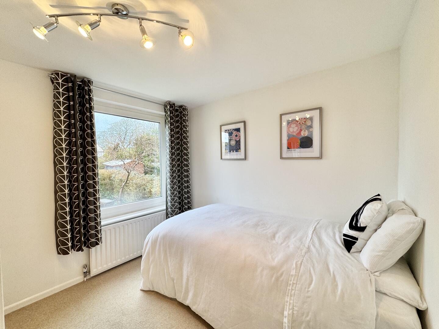 Roseland Crescent, Chacewater, Truro